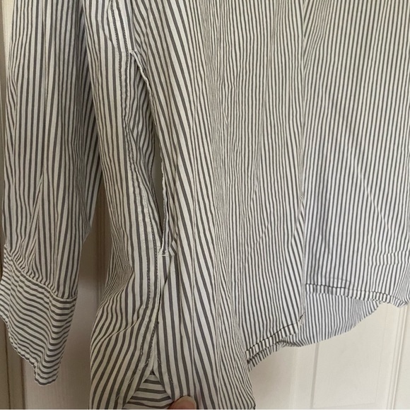 J Crew women’s XL striped top - Picture 4 of 7